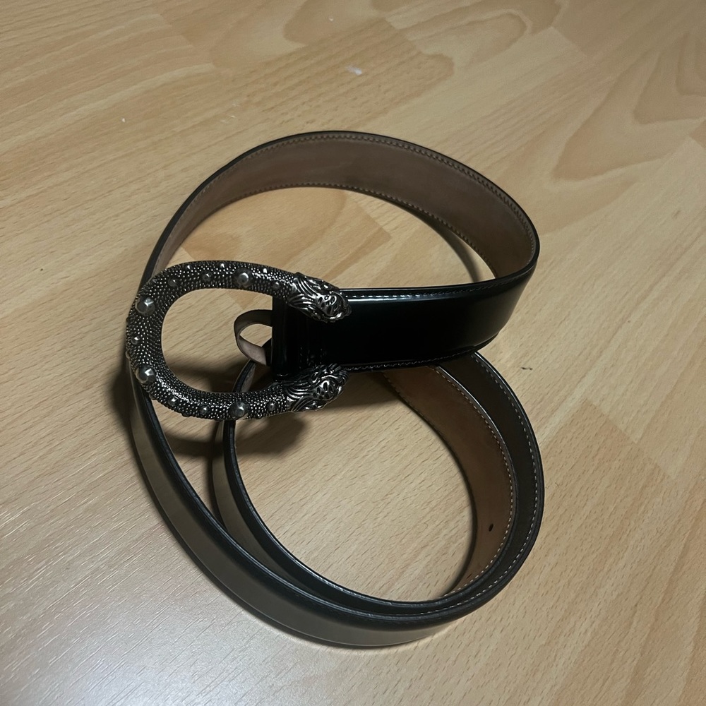 Gucci belt